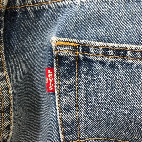 Levi's Straight Leg 34 x 32 Blue Light Medium  Wash Jeans - Picture 7 of 10
